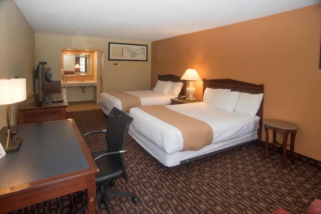 Colonnade Inn Lyndonville Exteriér fotografie